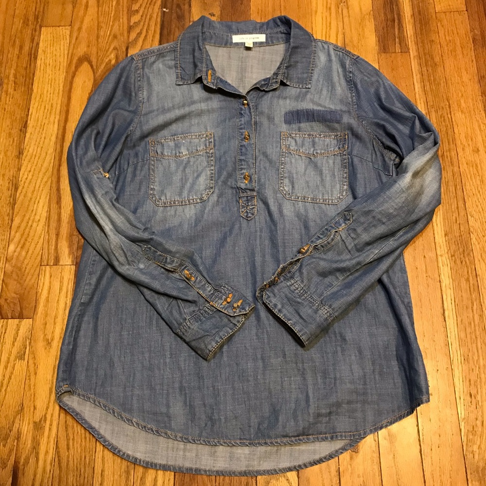 Life In Progress Forever 21 Top Metal Button Sz Lg